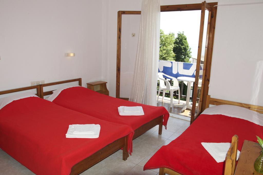 Hotel Sevilli Agios Ioannis  객실 사진